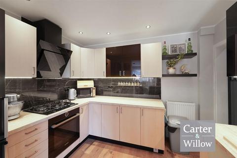 2 bedroom terraced house for sale, Pinley Gardens, Dagenham, Essex