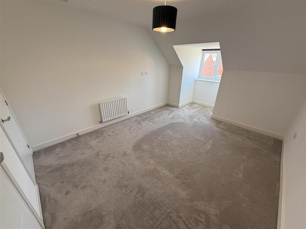 Master Bedroom 1.JPG