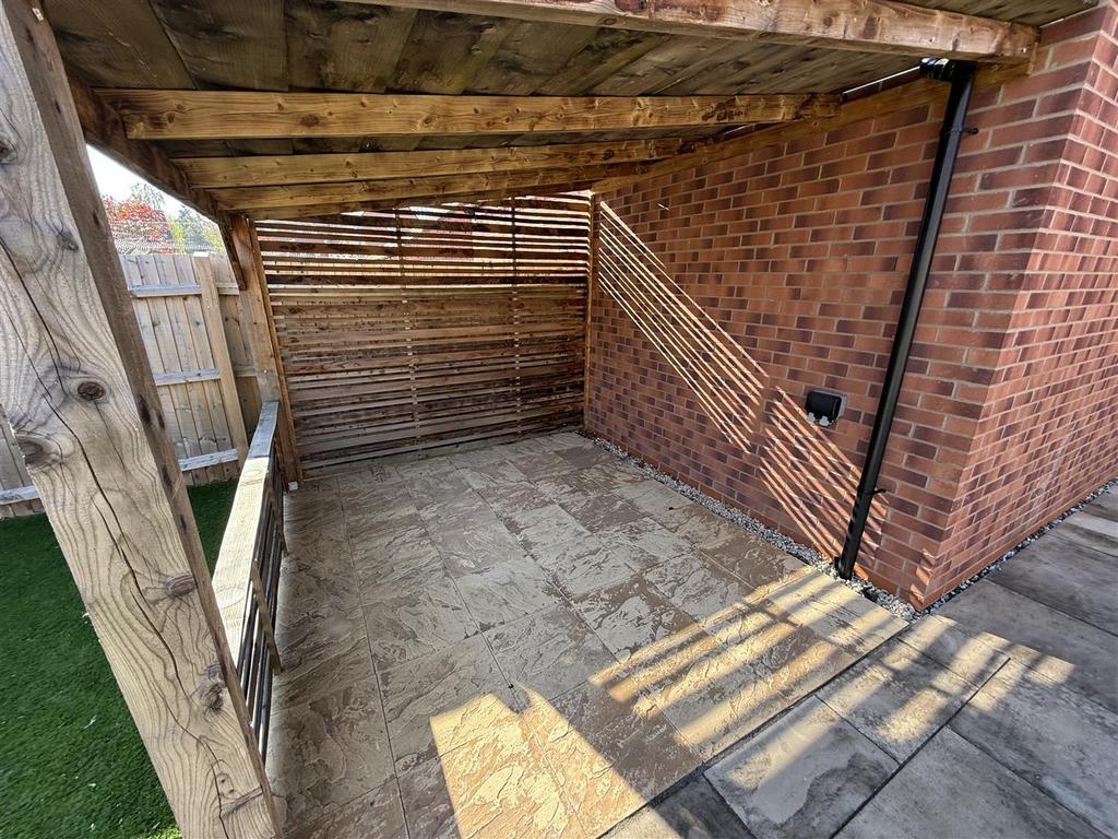 Shed.JPG
