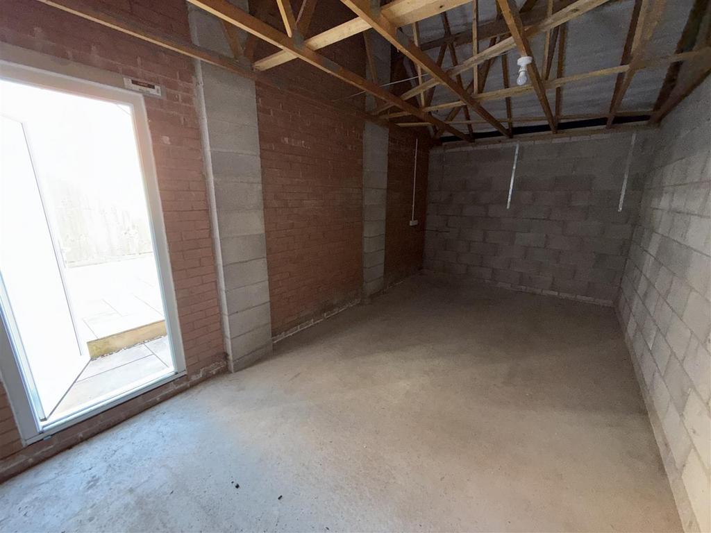 Garage.JPG