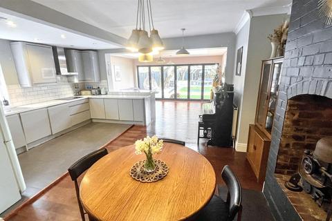 4 bedroom semi-detached house for sale, Greenend Road, Birmingham B13