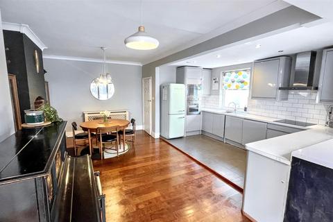 4 bedroom semi-detached house for sale, Greenend Road, Birmingham B13