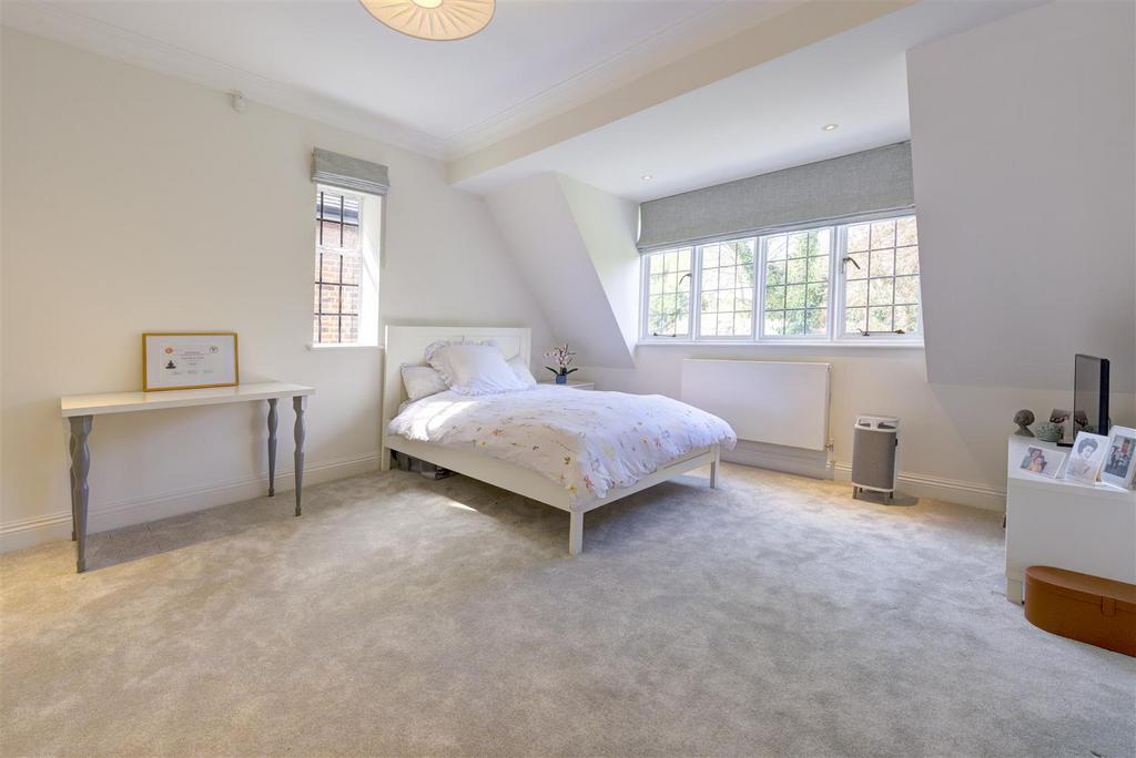 D0341 88 kingsley way girls Bed.jpg