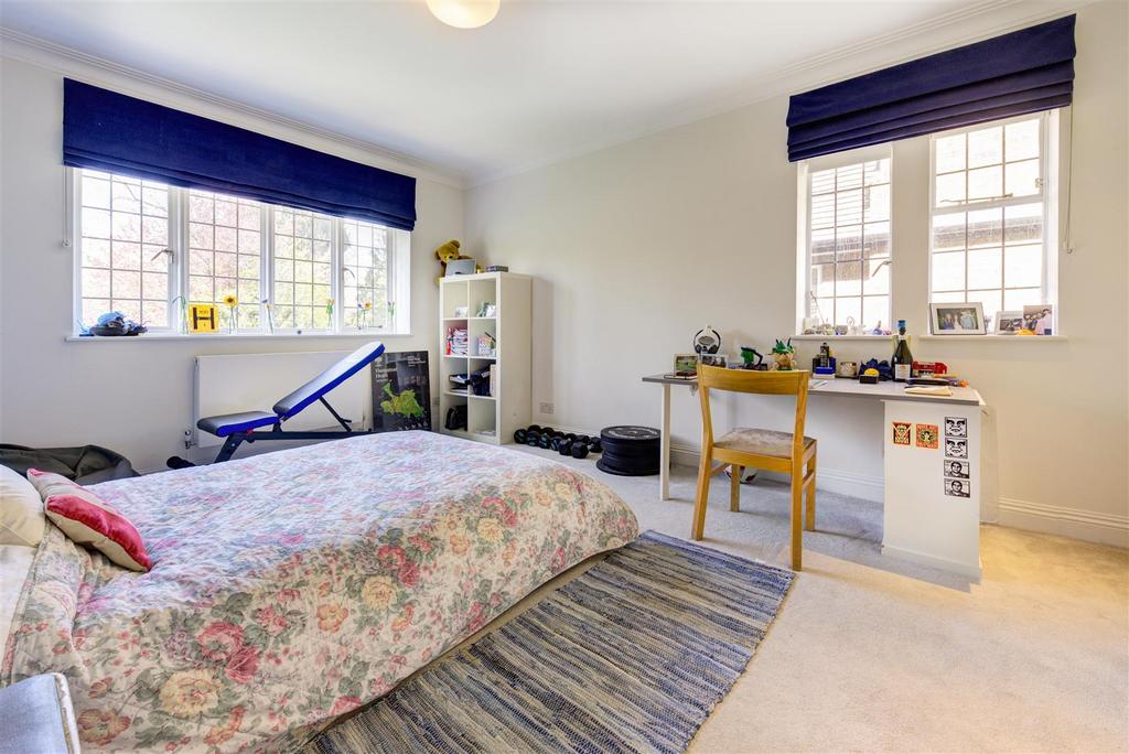 D0341 88 kingsley way boys Bed.jpg