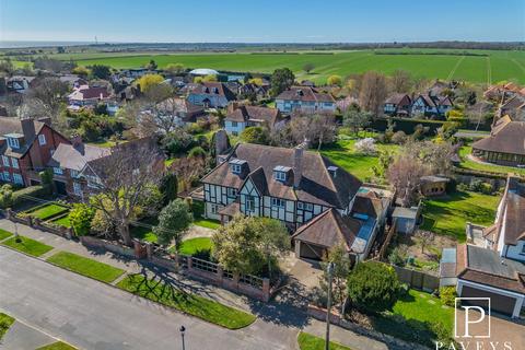6 bedroom detached house for sale, Third Avenue, Frinton-On-Sea