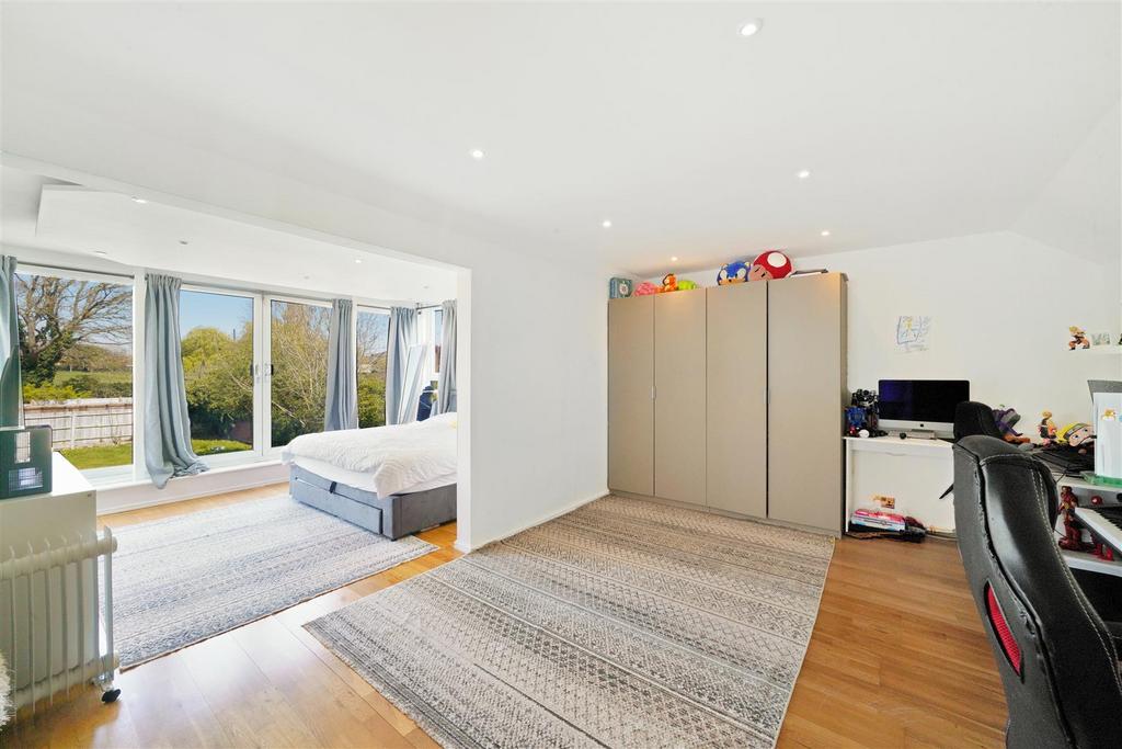 117 Eton Avenue - Ue Wgxnaadv Er Jf Khp Pp R.jpg