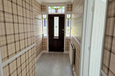 Hillview Sewardstone Road, London, E4 7RG