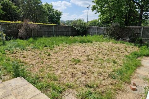 Hillview Sewardstone Road, London, E4 7RG