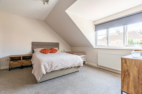 14 Corston Walk, Bristol, BS11 9RB