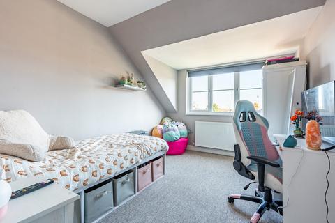 14 Corston Walk, Bristol, BS11 9RB