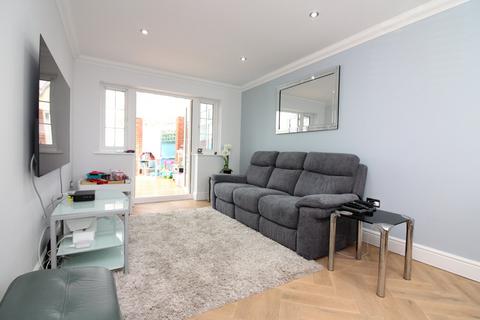5 bedroom end of terrace house for sale, Valerian Way, Stotfold, Hitchin, SG5