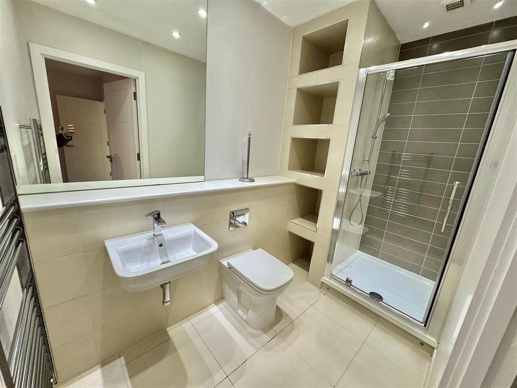Ensuite.jpg