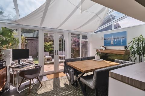 20 Friars Croft, Netley Abbey, Southampton, SO31 5PZ
