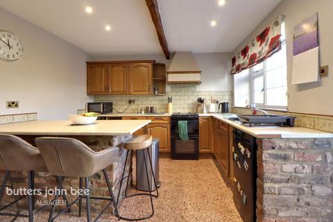 3 bedroom cottage for sale, Congleton Road North, Scholar Green