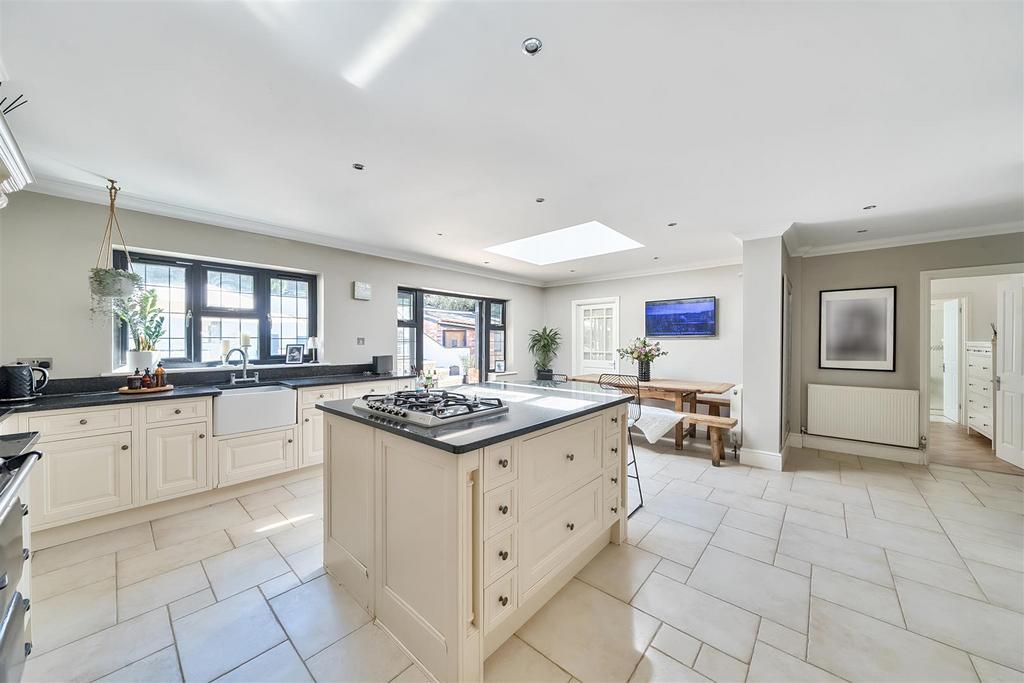 Kitchen/Breakfast/Family Room