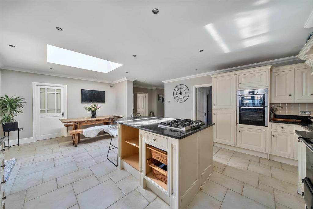 Kitchen/Breakfast/Family Room