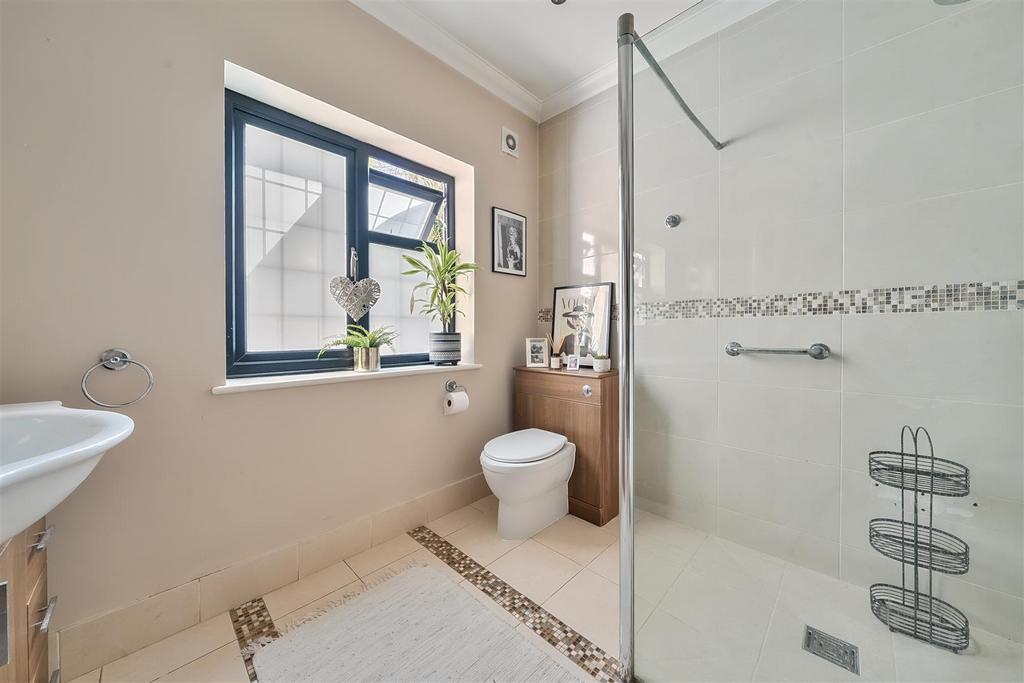 Ensuite Shower Room