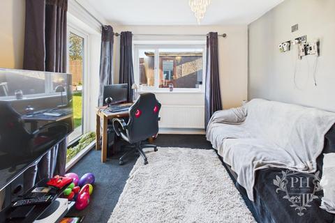 83 Barnaby Crescent, Middlesbrough, TS6 9HR