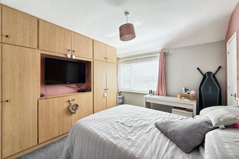 153 Brooklands Road, Hull, HU5 5AF