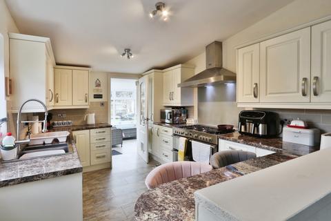 undefined, Park Avenue, Withernsea,  HU19 2JX