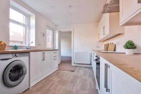 2, Mount Villa Cross Street, Barrow-upon-humber, DN19 7AL