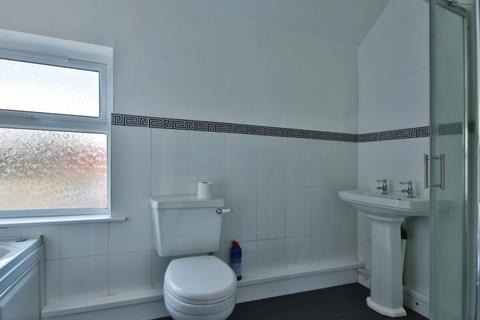 2, Mount Villa Cross Street, Barrow-upon-humber, DN19 7AL