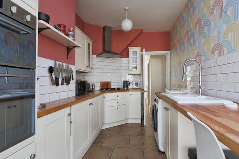 3 bedroom terraced house for sale, Sunny Bank, Hull, HU3 1LE