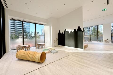 2 bedroom flat to rent, Harcourt Tower, London E14