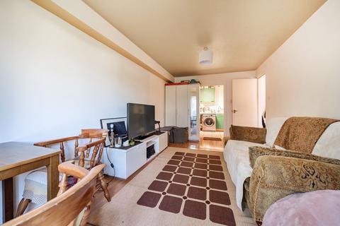 14 Sterling Gardens, London, SE14 6DZ
