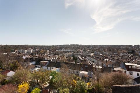 4 bedroom house for sale, Roundhill Crescent, Brighton