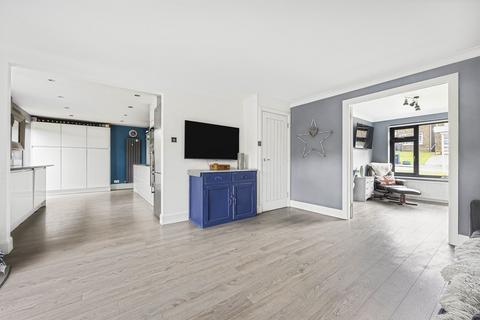 16 Bencombe Road, Marlow, SL7 3NZ