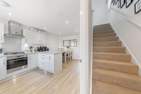 14 Maytree Crescent, Harlow, CM17 0FW