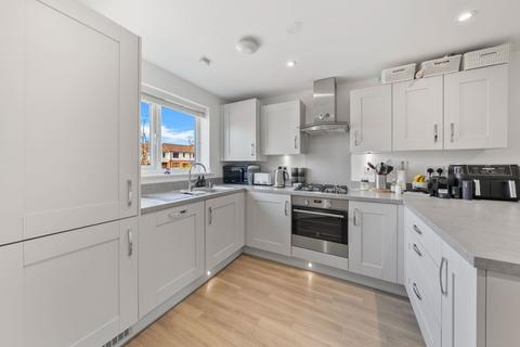 14 Maytree Crescent, Harlow, CM17 0FW