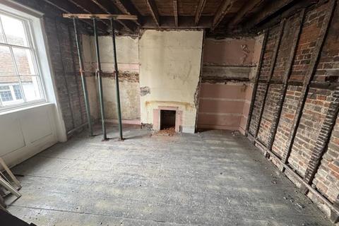 Property for sale, 17 Stour Street, Canterbury, Kent
