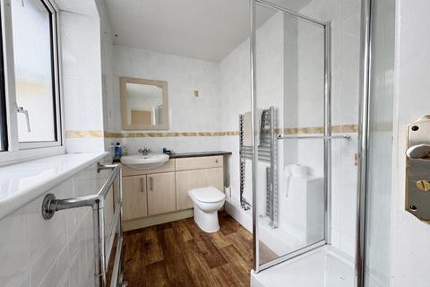 1 bedroom apartment for sale, 62A Countess Wear Road, Exeter, Devon