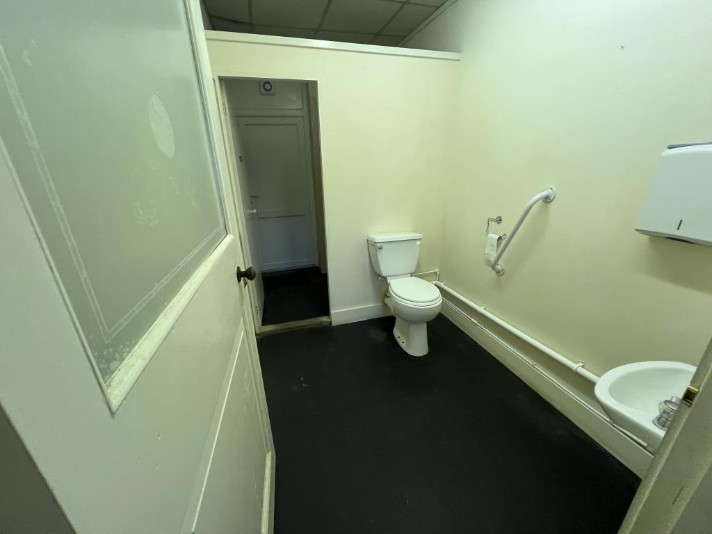 Cloakroom 1
