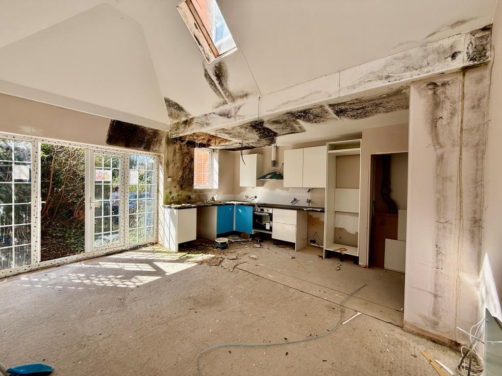 Kitchen/living room