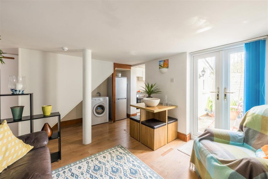 10 Warwick Road-25.jpg