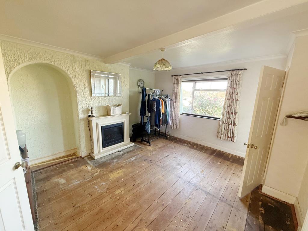 Living room with fireplace