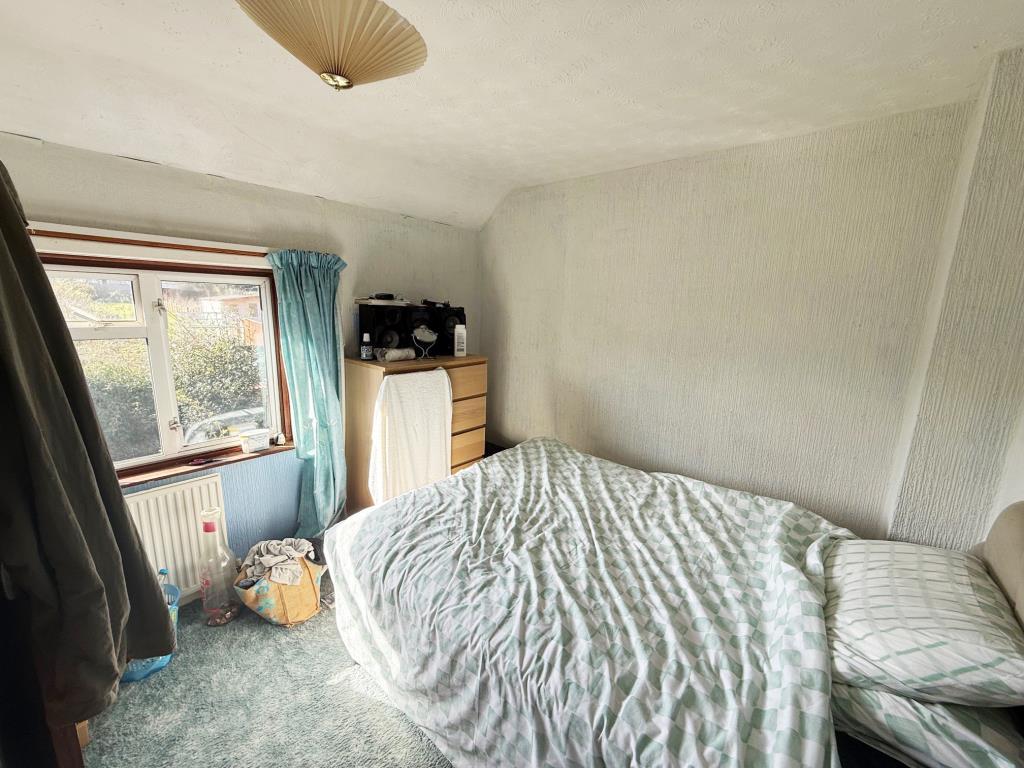 Second bedroom