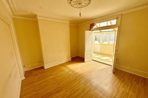 22 Frindsbury Road, Rochester, ME2 4TB