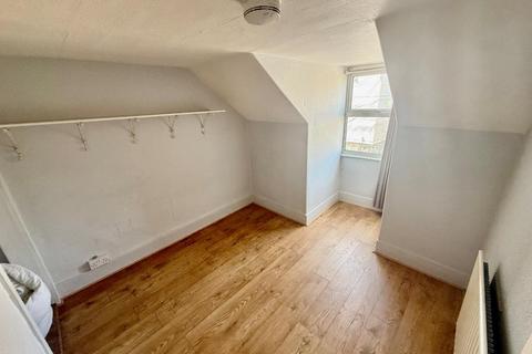 22 Frindsbury Road, Rochester, ME2 4TB