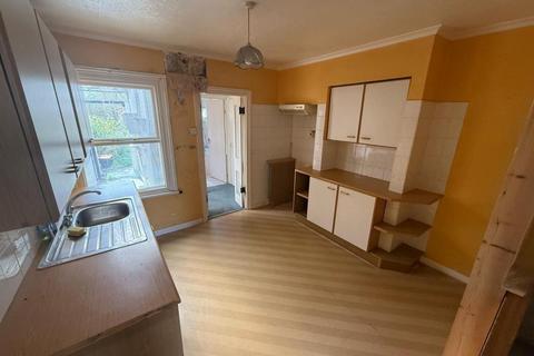 2 bedroom terraced house for sale, 7 Nelson Avenue, Tonbridge, Kent