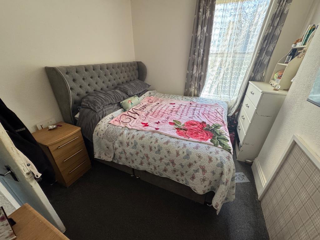 Ground floor flat - bedroom