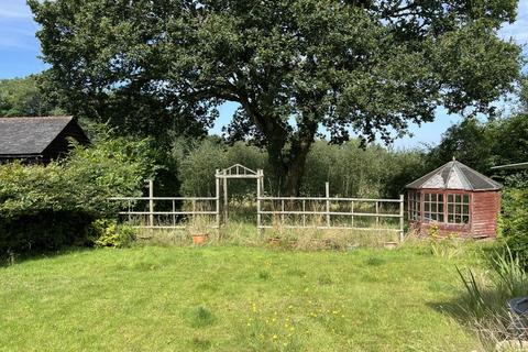 3 bedroom cottage for sale, Horseshoe Cottage, Gamblins Lane, Shirrell Heath, Southampton