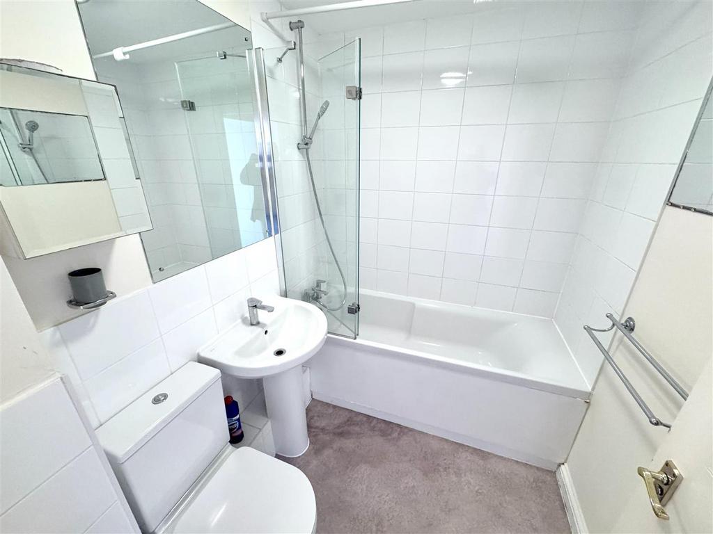 Bath 1.jpg