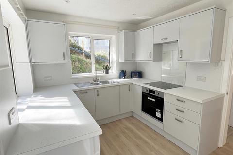 Wayside Ferndale, Dartmouth, TQ6 9QU