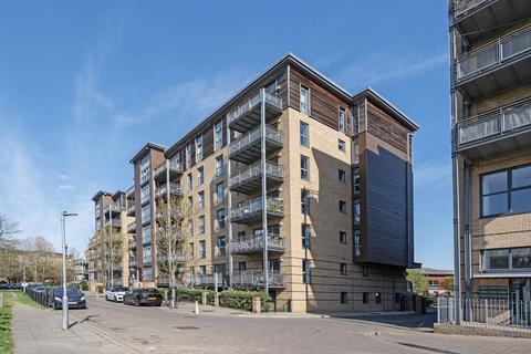 3 bedroom flat for sale, Harry Zeital Way, Hackney, London, E5