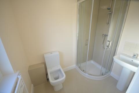 2 bedroom house share to rent, Ilford, IG5