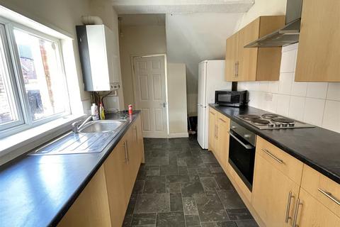 2 bedroom flat for sale, Derby Street, Jarrow